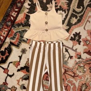 Bailey’s blossoms outfit